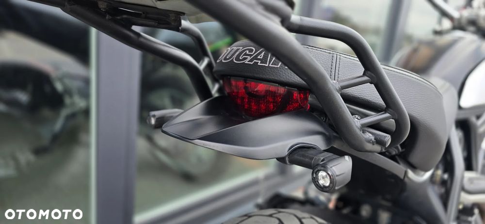 Ducati Scrambler - 17