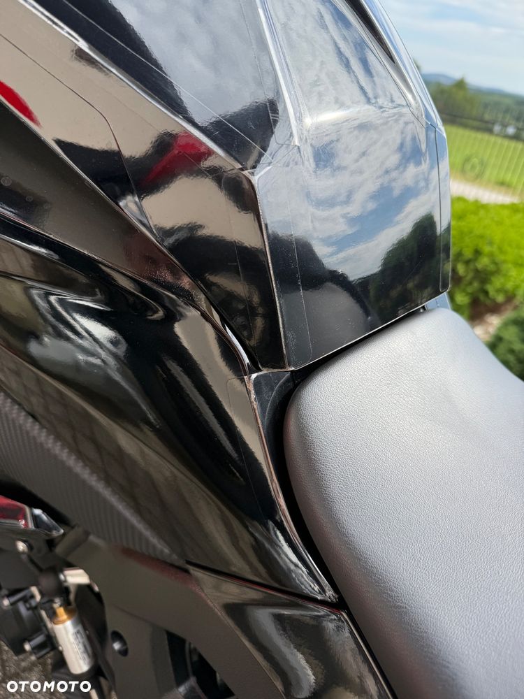 BMW XR - 8