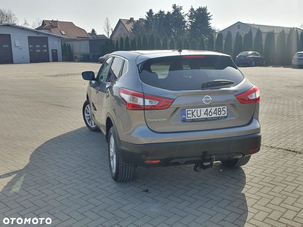 Nissan Qashqai - 10