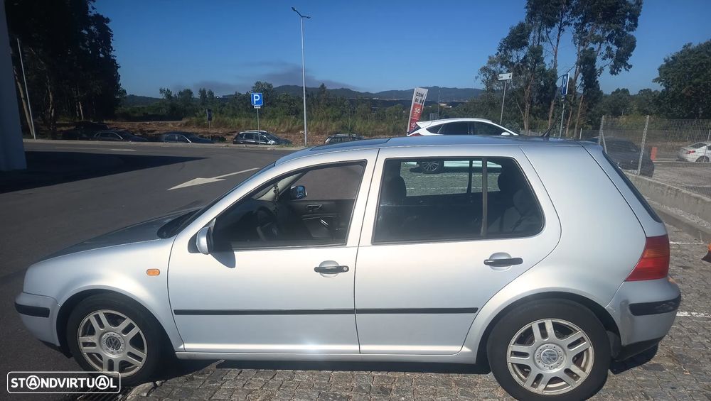 VW Golf 1.4i Confortline - 5