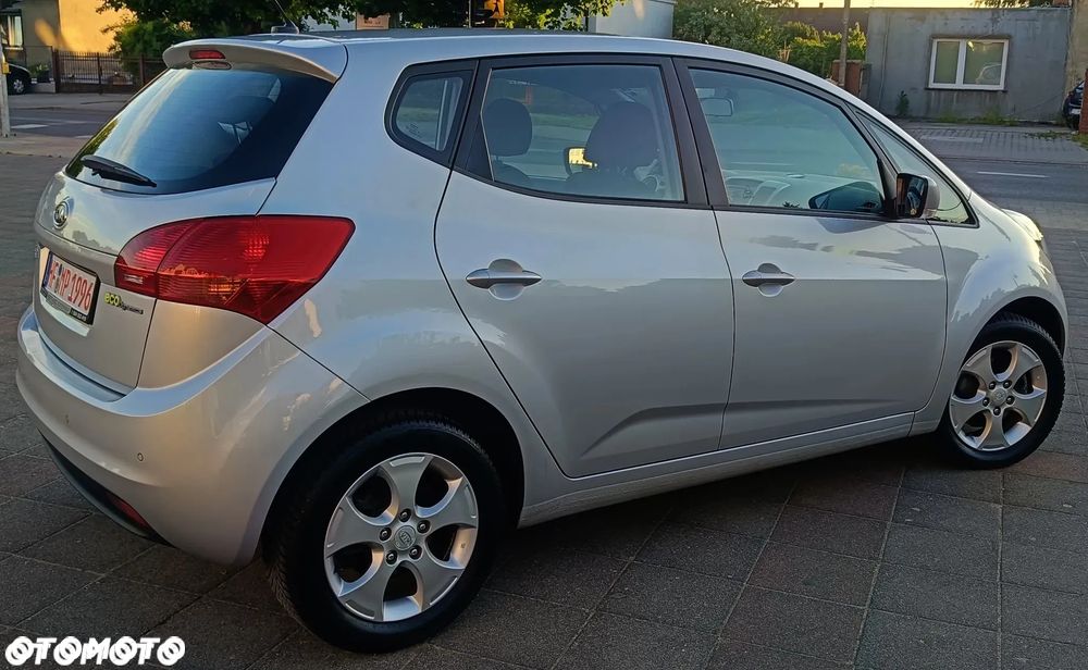Kia Venga 1.4 CVVT Dream-Team Edition - 4