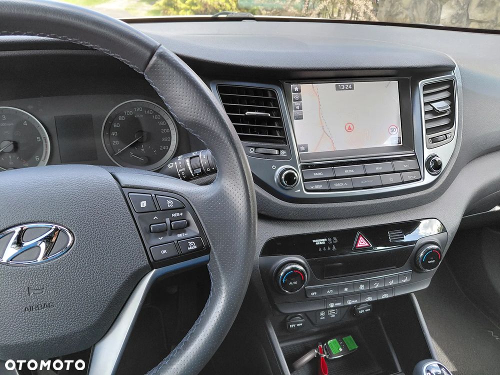Hyundai Tucson 1.7 CRDI BlueDrive GO 2WD - 36