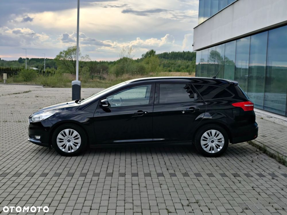 Ford Focus 1.0 EcoBoost Titanium - 11