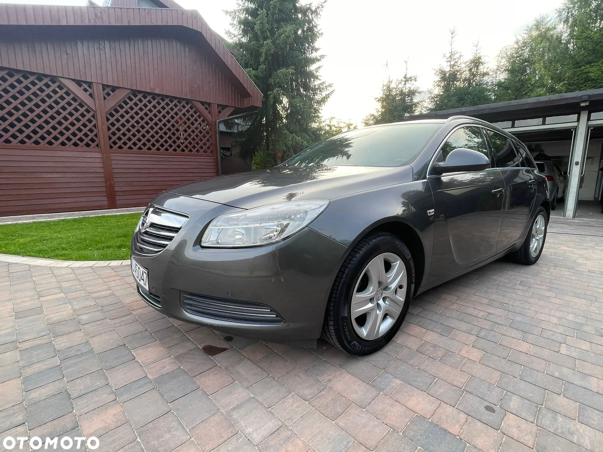 Opel Insignia - 1