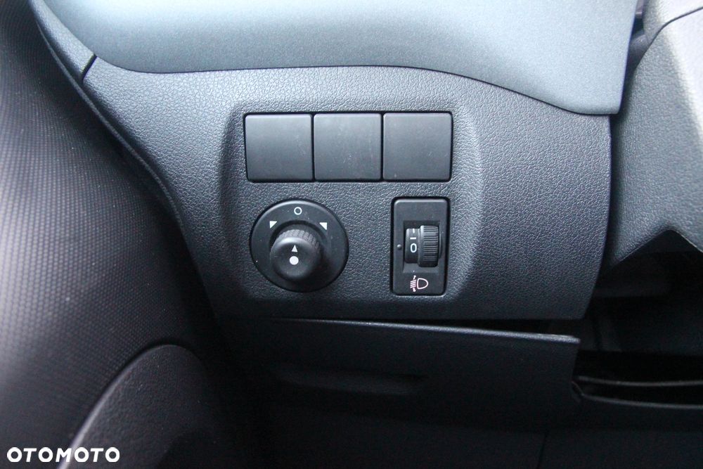 Citroën Berlingo 1.6 HDi XTR - 19