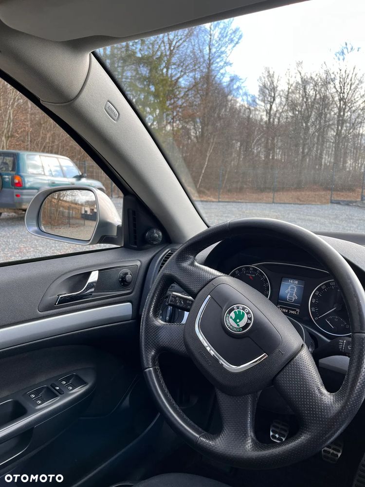 Skoda Octavia 2.0 TDI DPF 4x4 Scout - 7