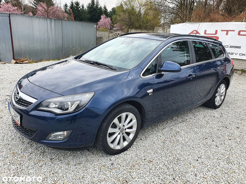 Opel Astra 1.4 Turbo 150 Jahre - 7