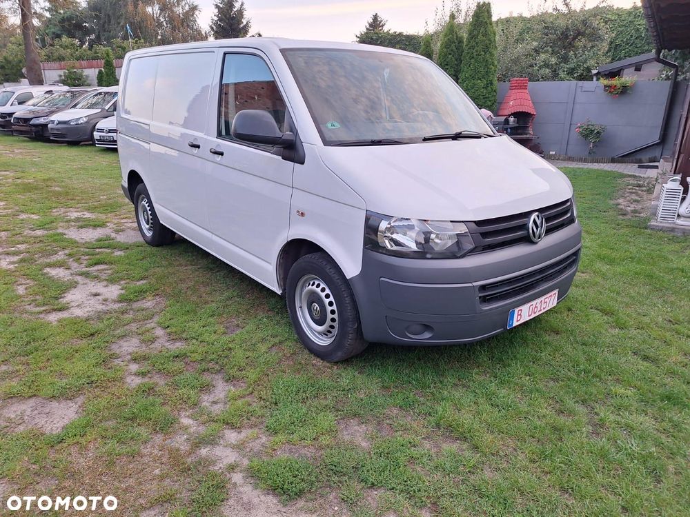 Volkswagen Transporter - 2