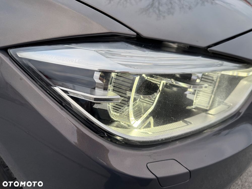 BMW Seria 3 320i xDrive M Sport - 10