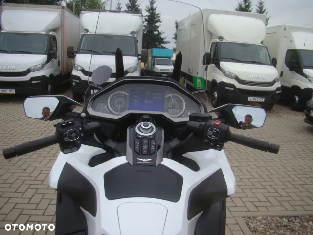 Honda GL - 10