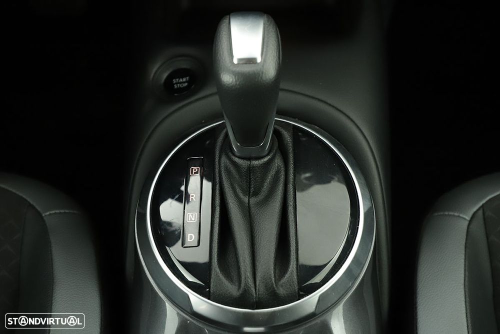 Nissan Juke 1.6 Hybrid N-Design Black - 13