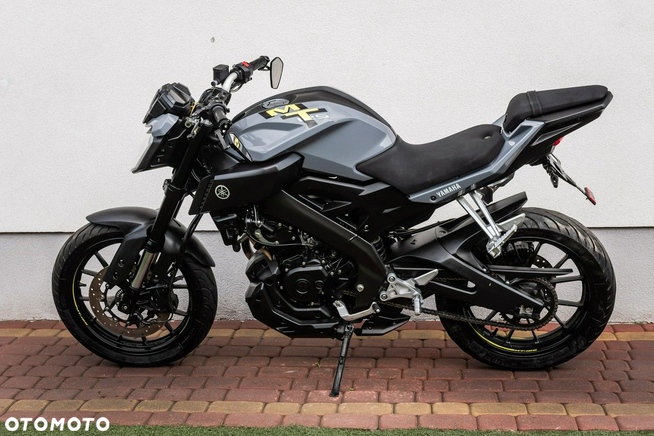 Yamaha MT - 5
