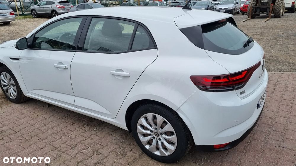 Renault Megane 1.5 Blue dCi Business - 10