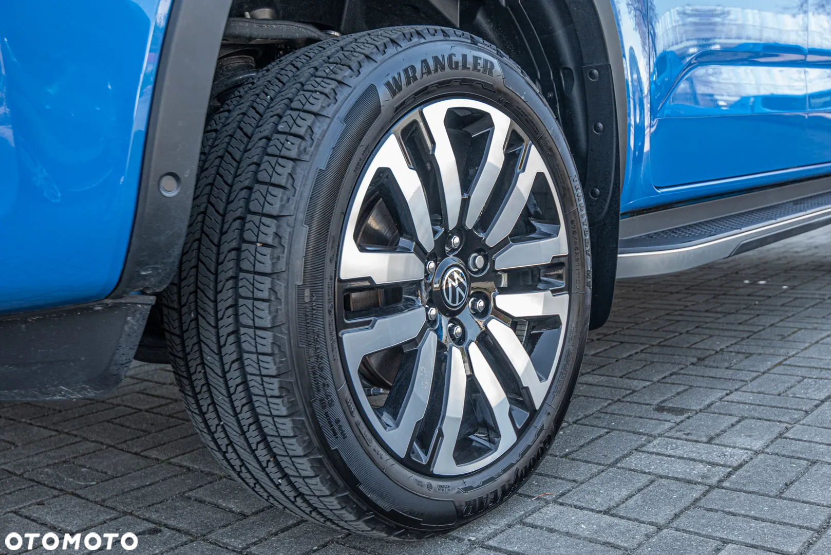 Volkswagen Amarok 3.0 V6 TDI 4Mot Aventura - 40