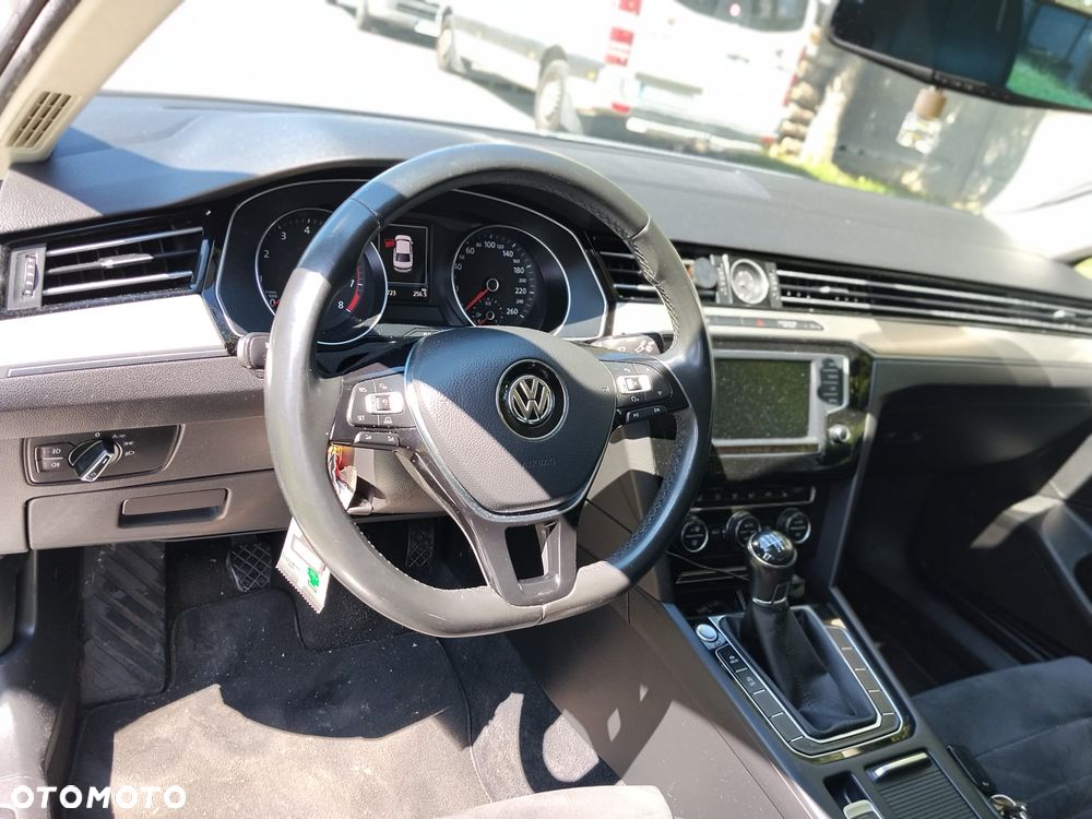 Volkswagen Passat 1.4 TSI BMT ACT Comfortline - 6