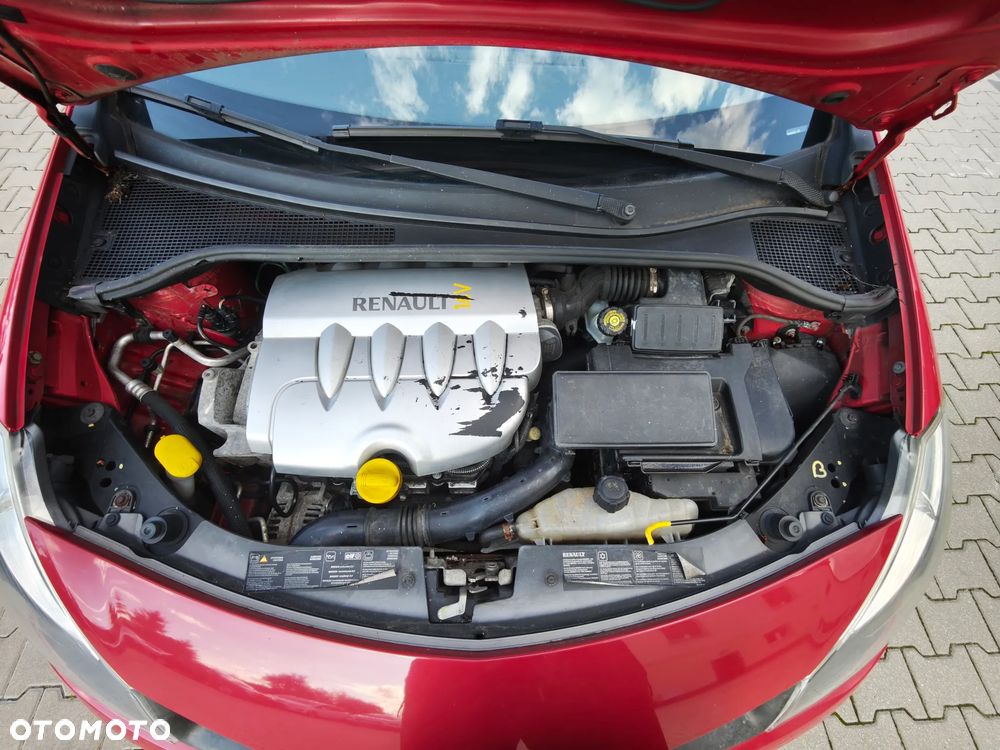 Renault Clio 1.6 16V Expression - 28