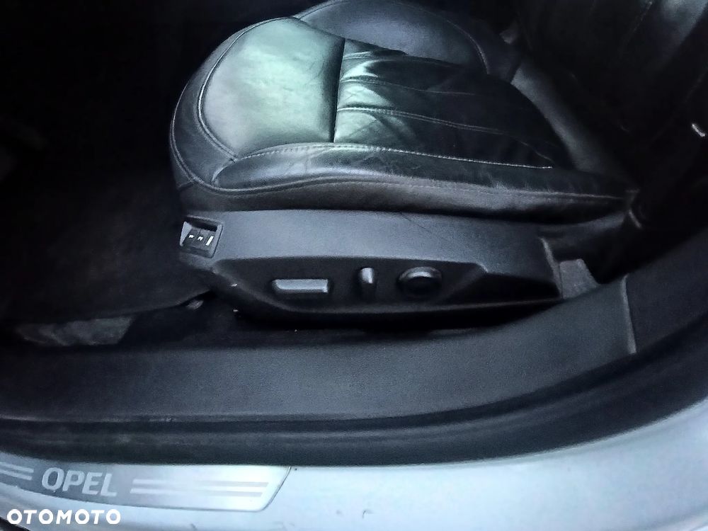 Opel Insignia 2.0 CDTI Sport 4x4 - 10