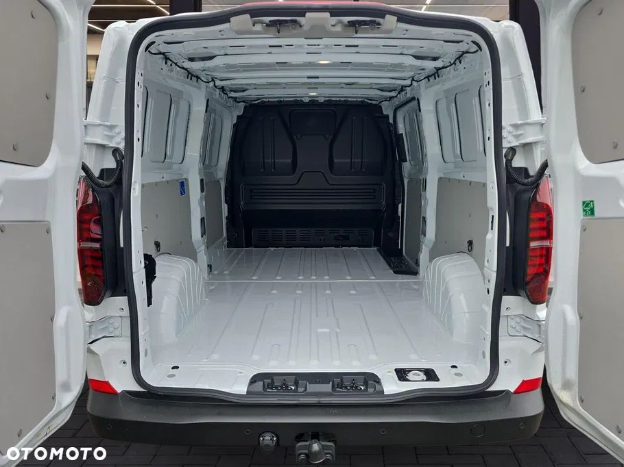 Volkswagen Transporter TDI L2H1 automat - 10