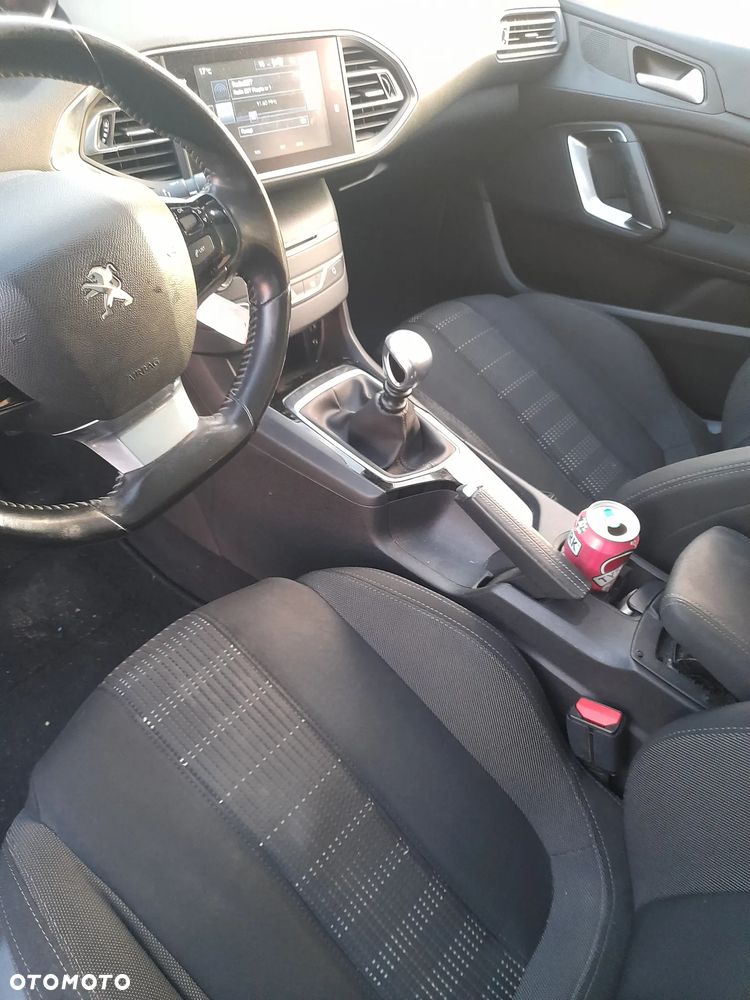 Peugeot 308 - 11