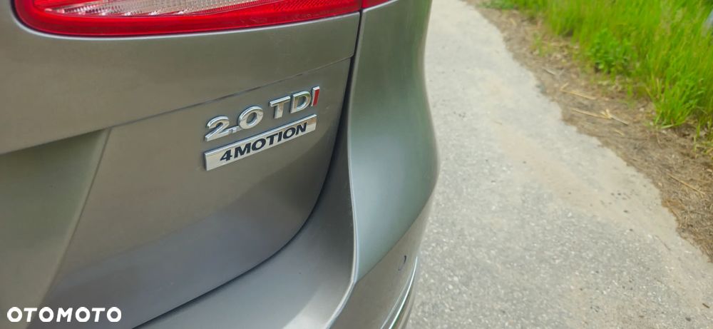 Volkswagen Passat 2.0 TDI 4Mot Highline DSG - 14