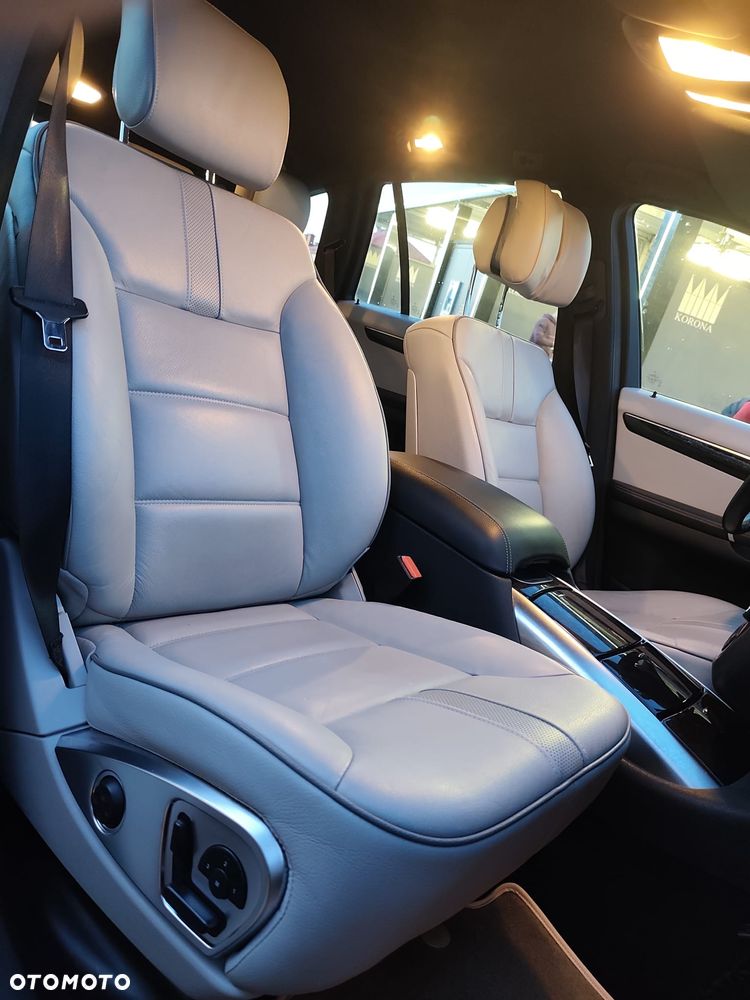 Mercedes-Benz Klasa R 350 CDI 4-Matic - 24