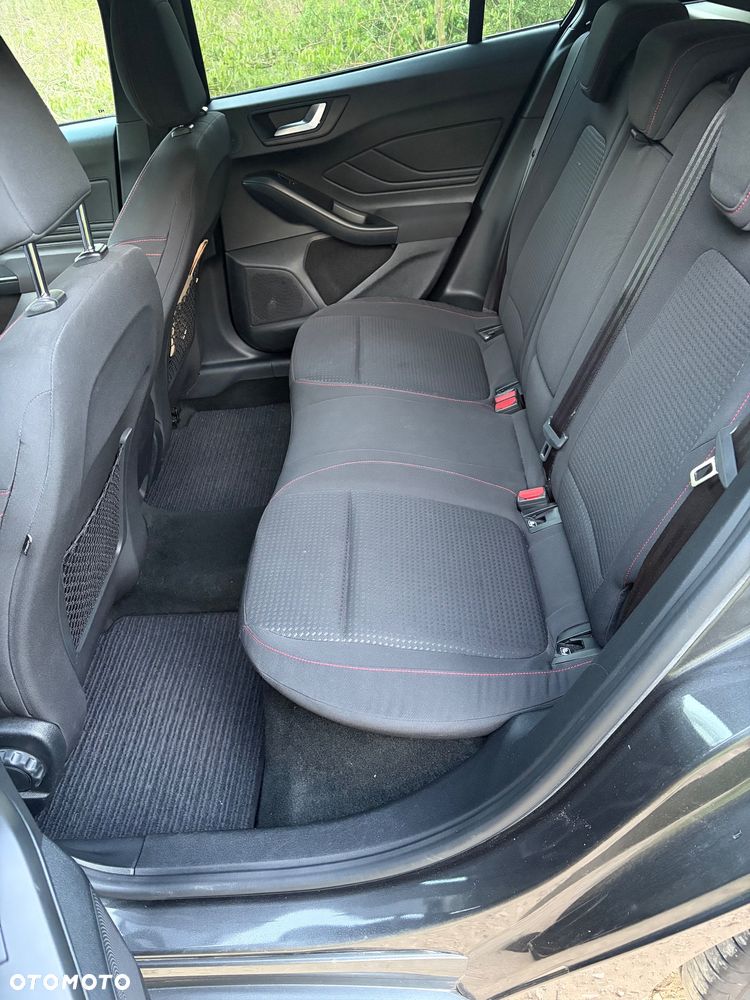Ford Focus 1.5 EcoBoost STart-Stopp-System ST-LINE - 16