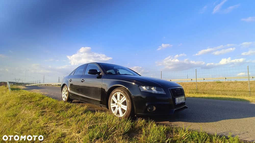 Audi A4 Limousine - 6