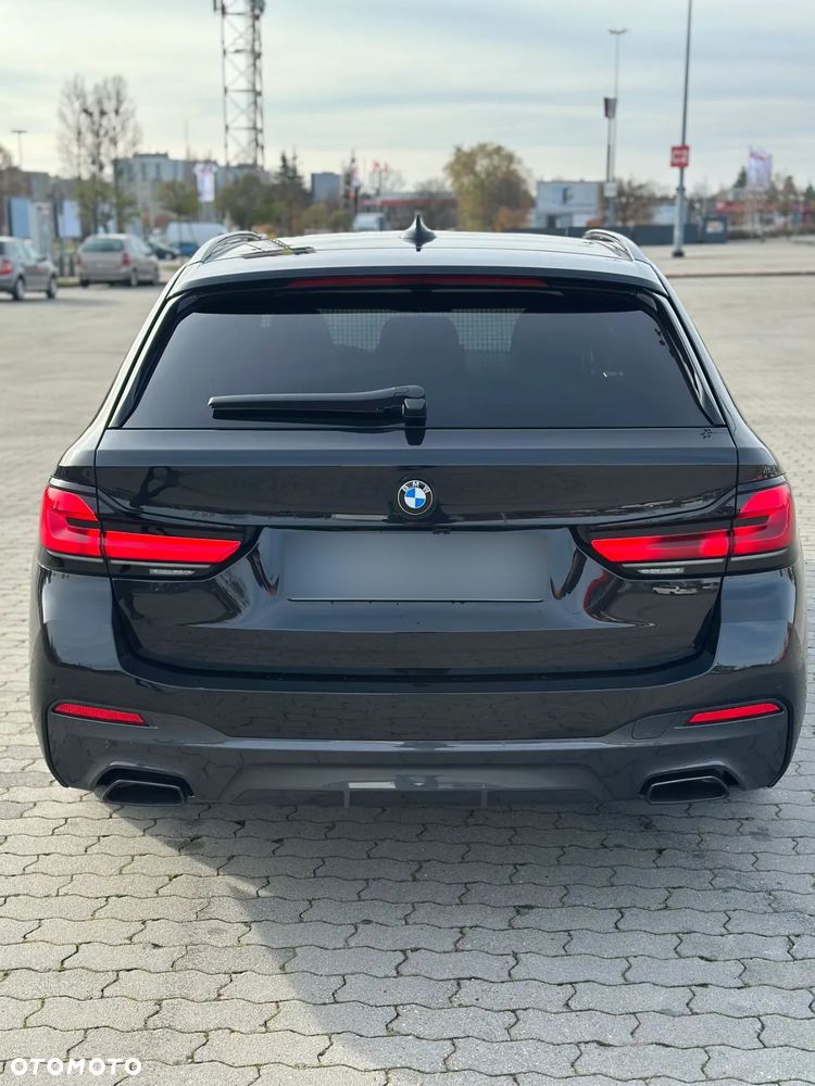 BMW Seria 5 530d xDrive Luxury Line - 4