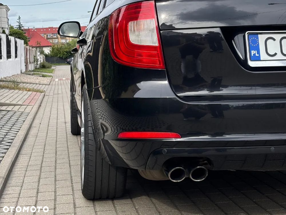Skoda Superb 2.0 TDI Family - 4