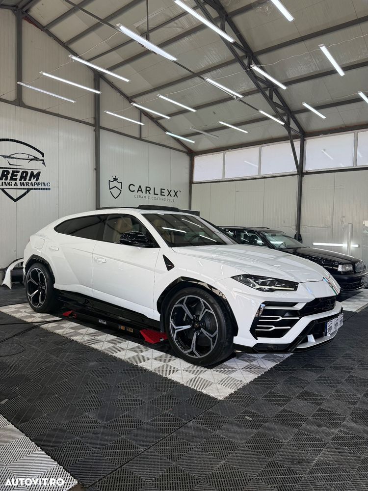 Lamborghini URUS - 6