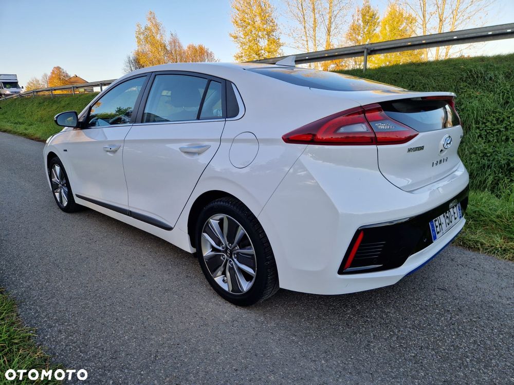 Hyundai IONIQ - 5