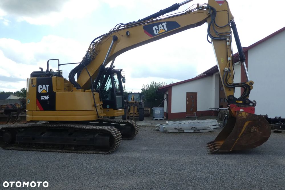 Caterpillar 325FL - 7