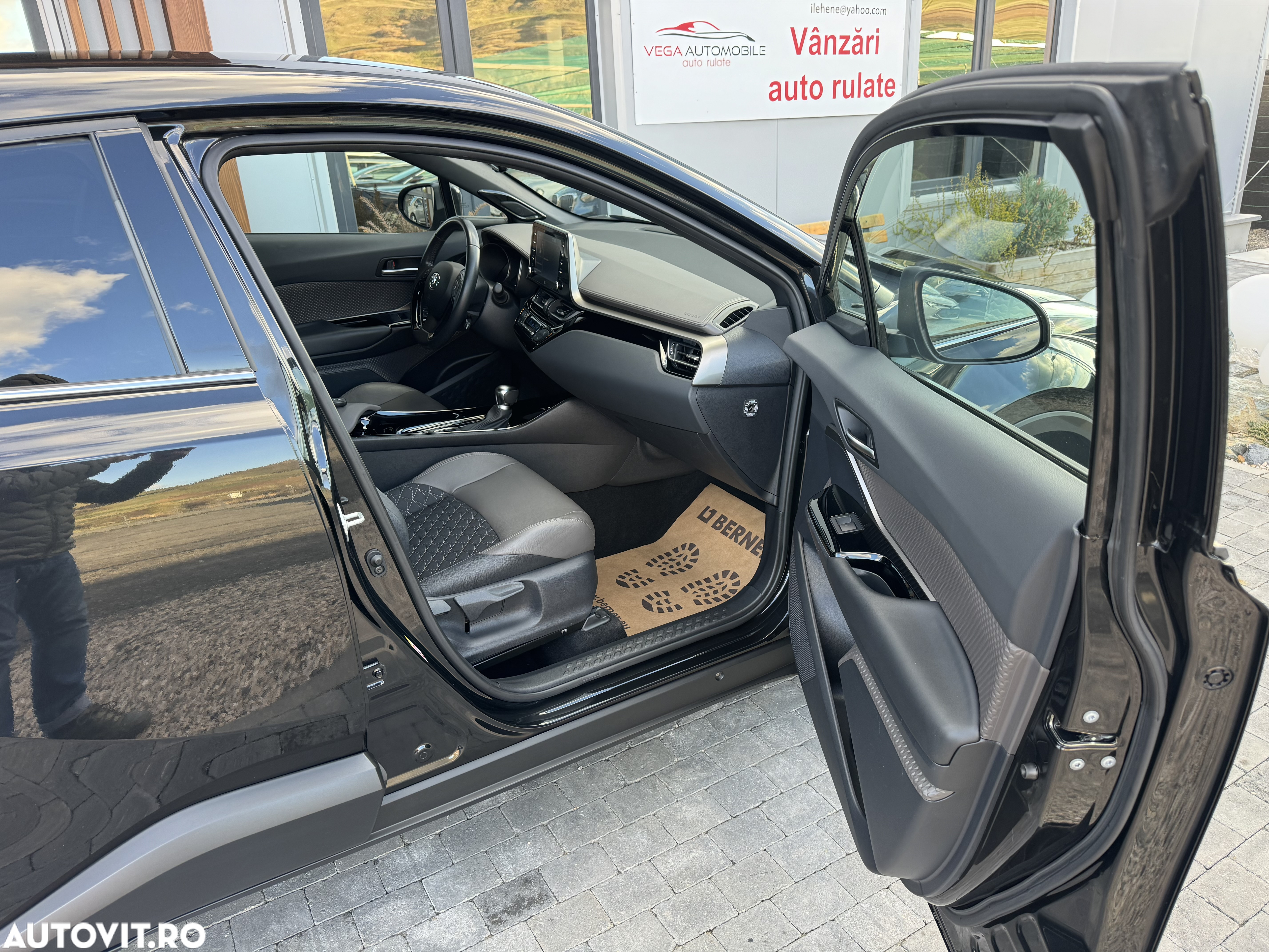Toyota C-HR 1.8 HSD 122 CP 4x2 CVT Style - 26