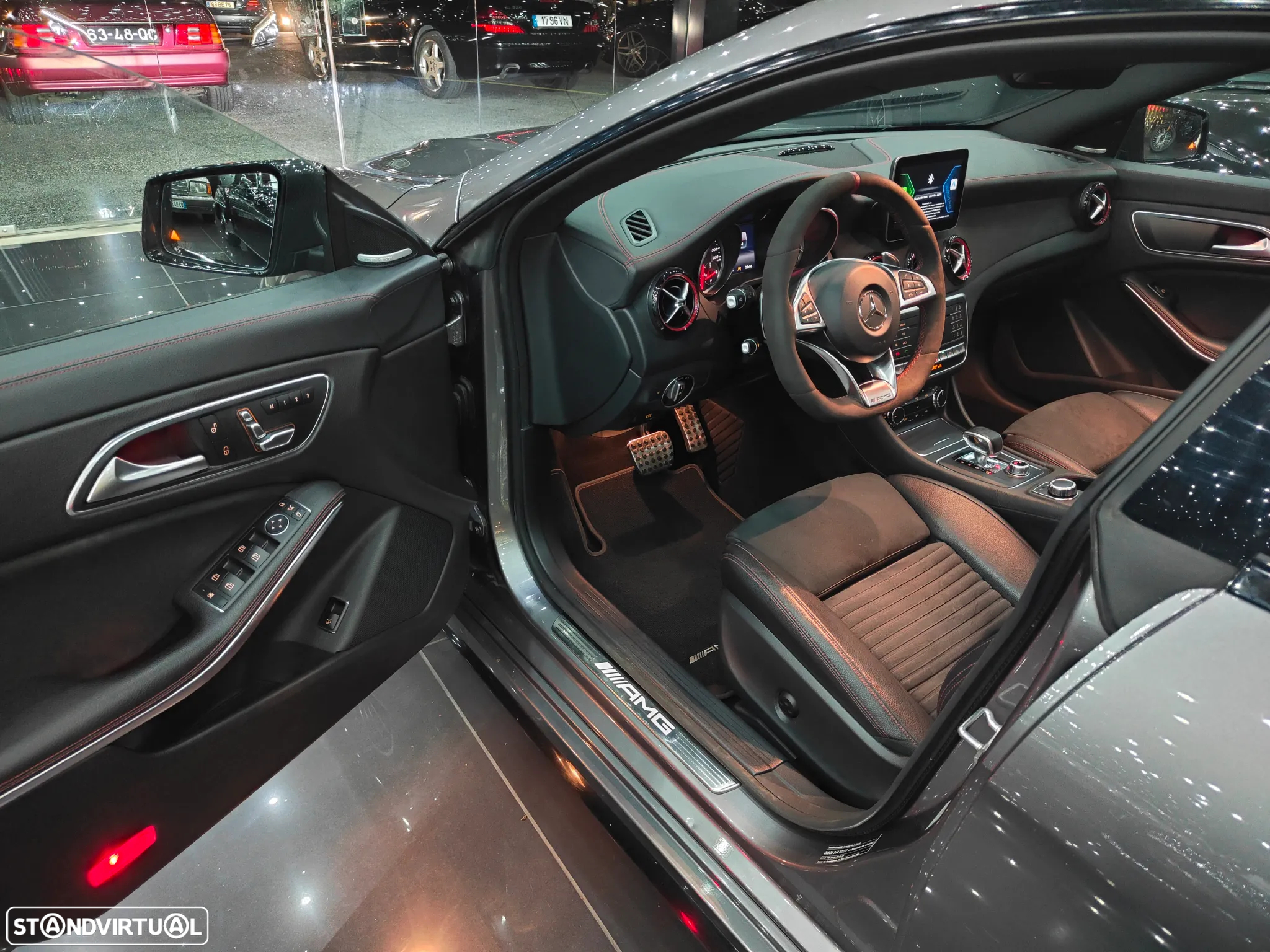 Mercedes-Benz CLA 45 AMG 4Matic Shooting Brake 7G-DCT - 10