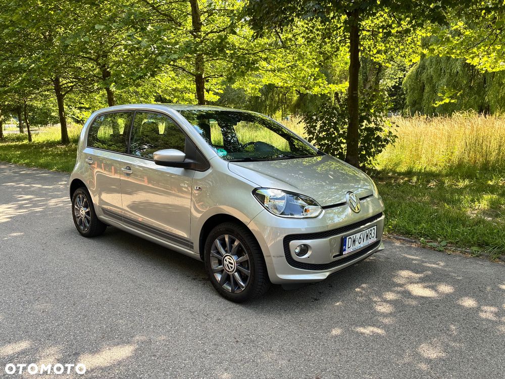 Volkswagen up! BlueMotion Technology club - 5