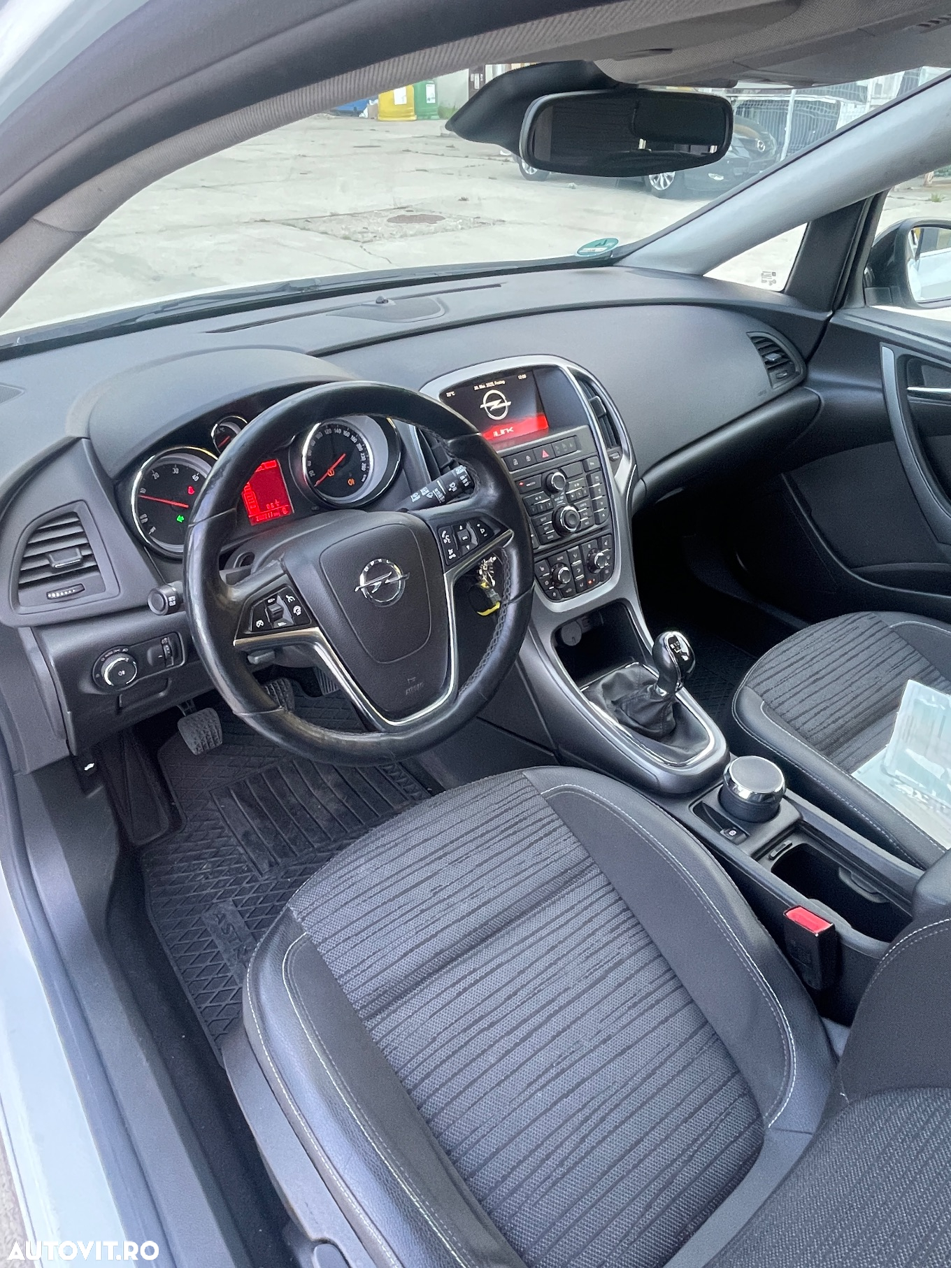 Opel Astra - 11