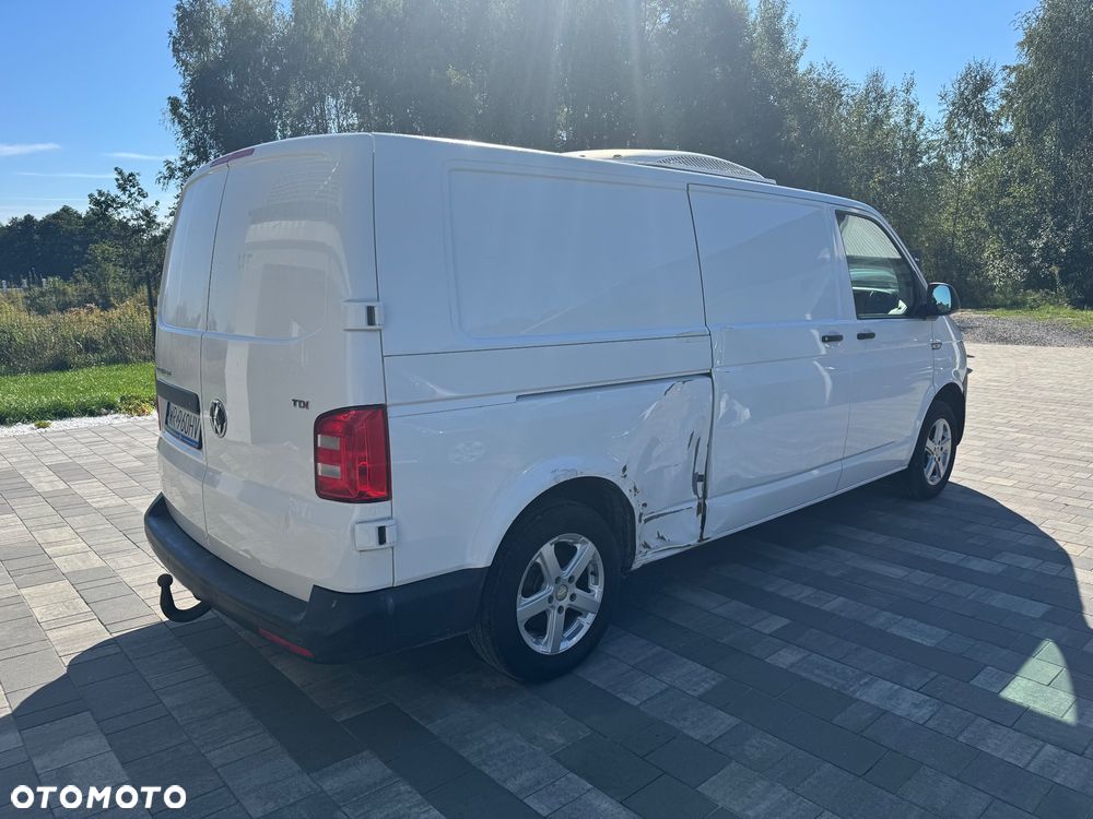 Volkswagen Transporter - 4