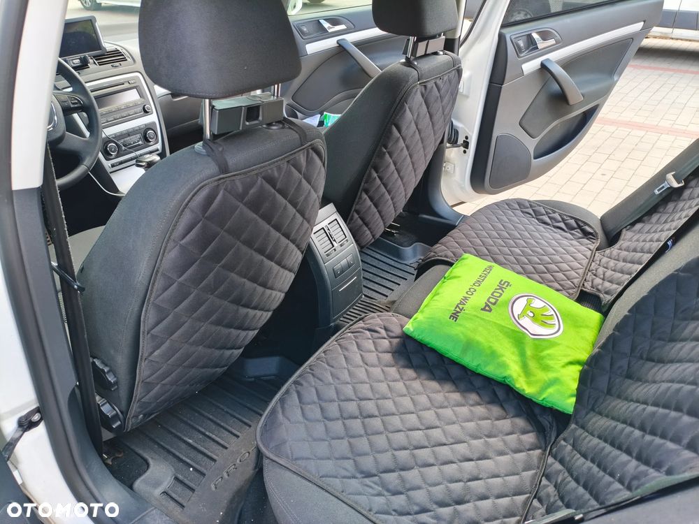 Skoda Octavia Scout 2.0 TDI DPF DSG - 28