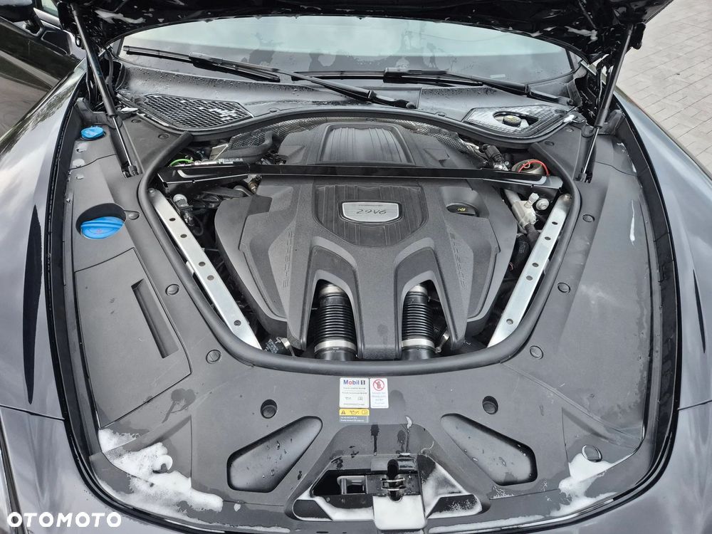 Porsche Panamera 4 - 17