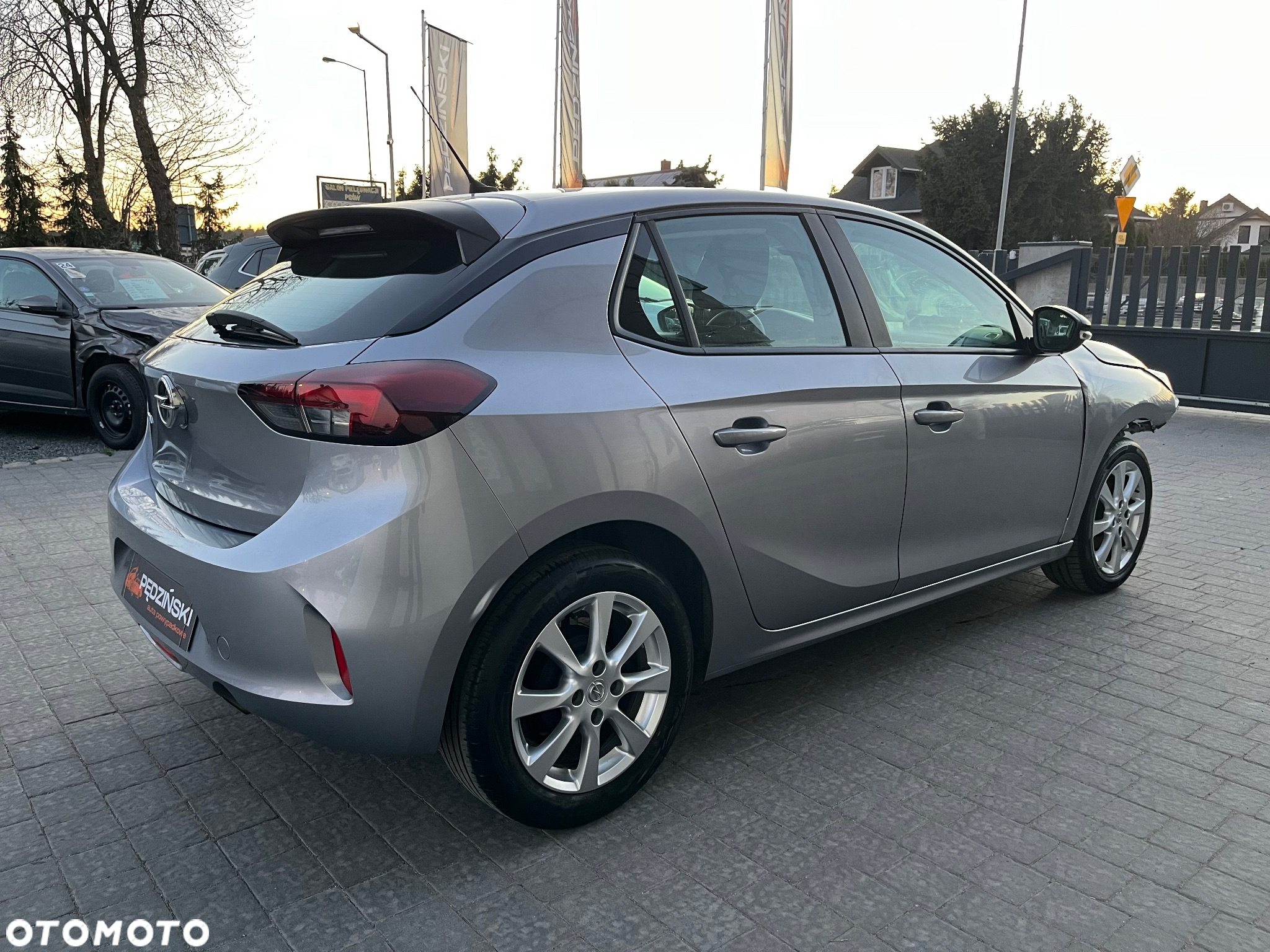 Opel Corsa - 4