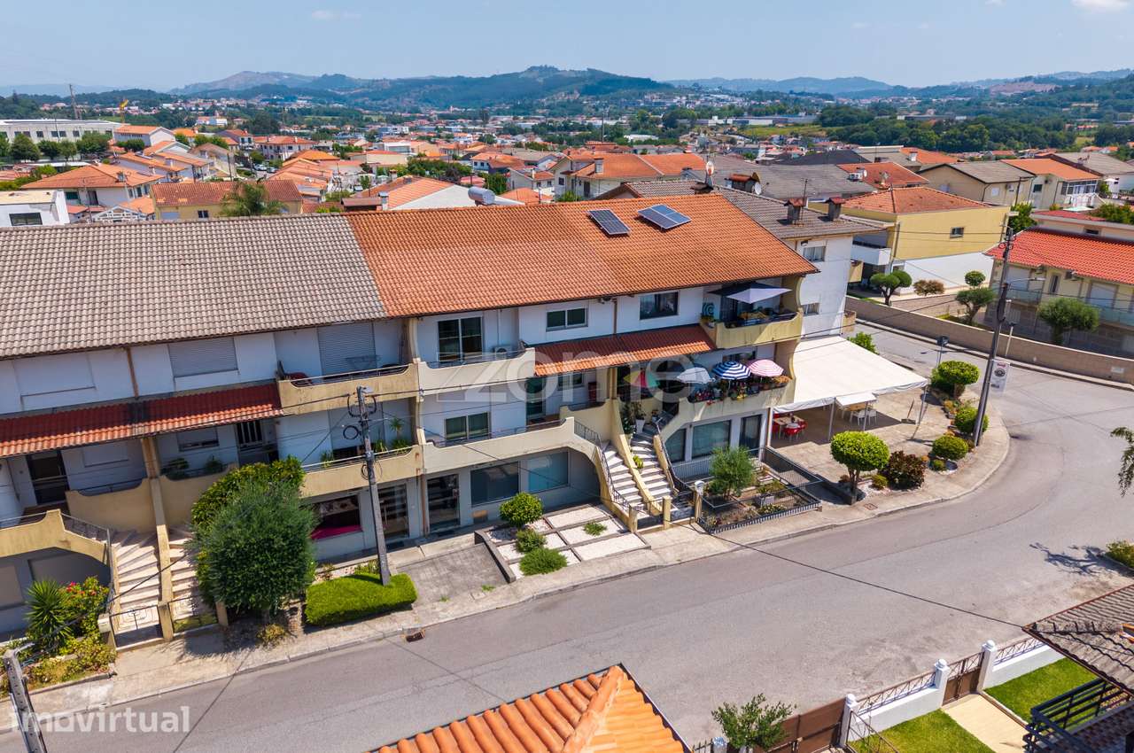 MoradiaT4 em Sande Vila Nova, Guimarães - Grande imagem: 2/36