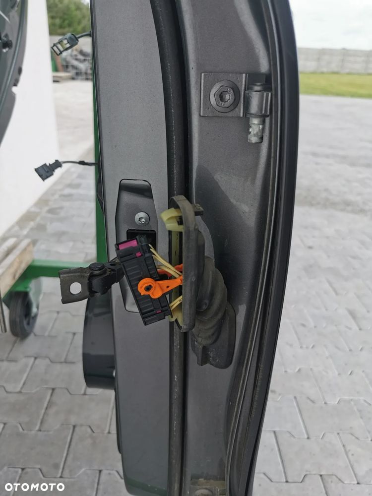 VW TOUAREG II 7P 10-18R DRZWI TYL TYLNE LEWE SZARE LM7W 7P0833311 - 9