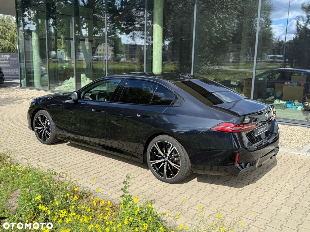 BMW Seria 5 520d xDrive mHEV - 3