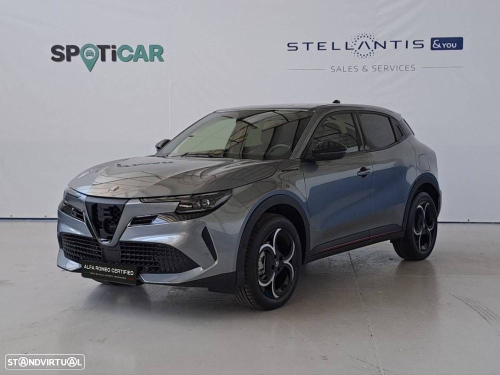 Alfa Romeo Junior 1.2 Speciale eDCT6 - 1