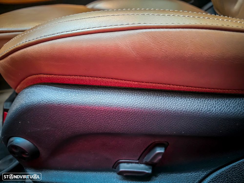 Mercedes-Benz E 300 de 9G-TRONIC AMG Line - 49