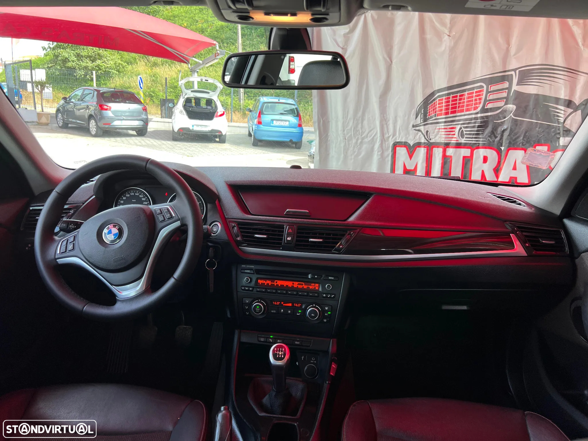BMW X1 16 d sDrive - 9