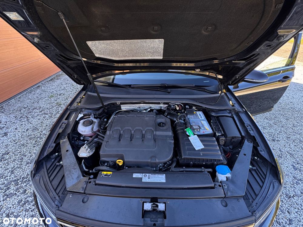 Volkswagen Passat Variant 2.0 TDI SCR DSG Comfortline - 37