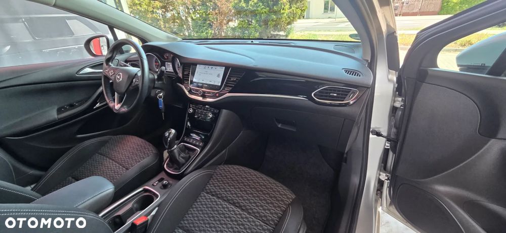 Opel Astra 1.4 Turbo Start/Stop Innovation - 37