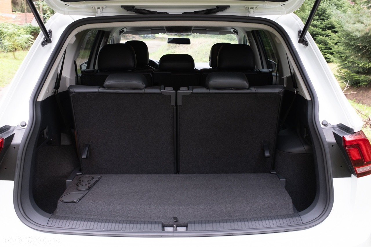 Volkswagen Tiguan - 12