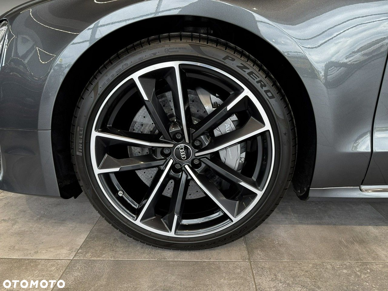 Audi S8 - 13